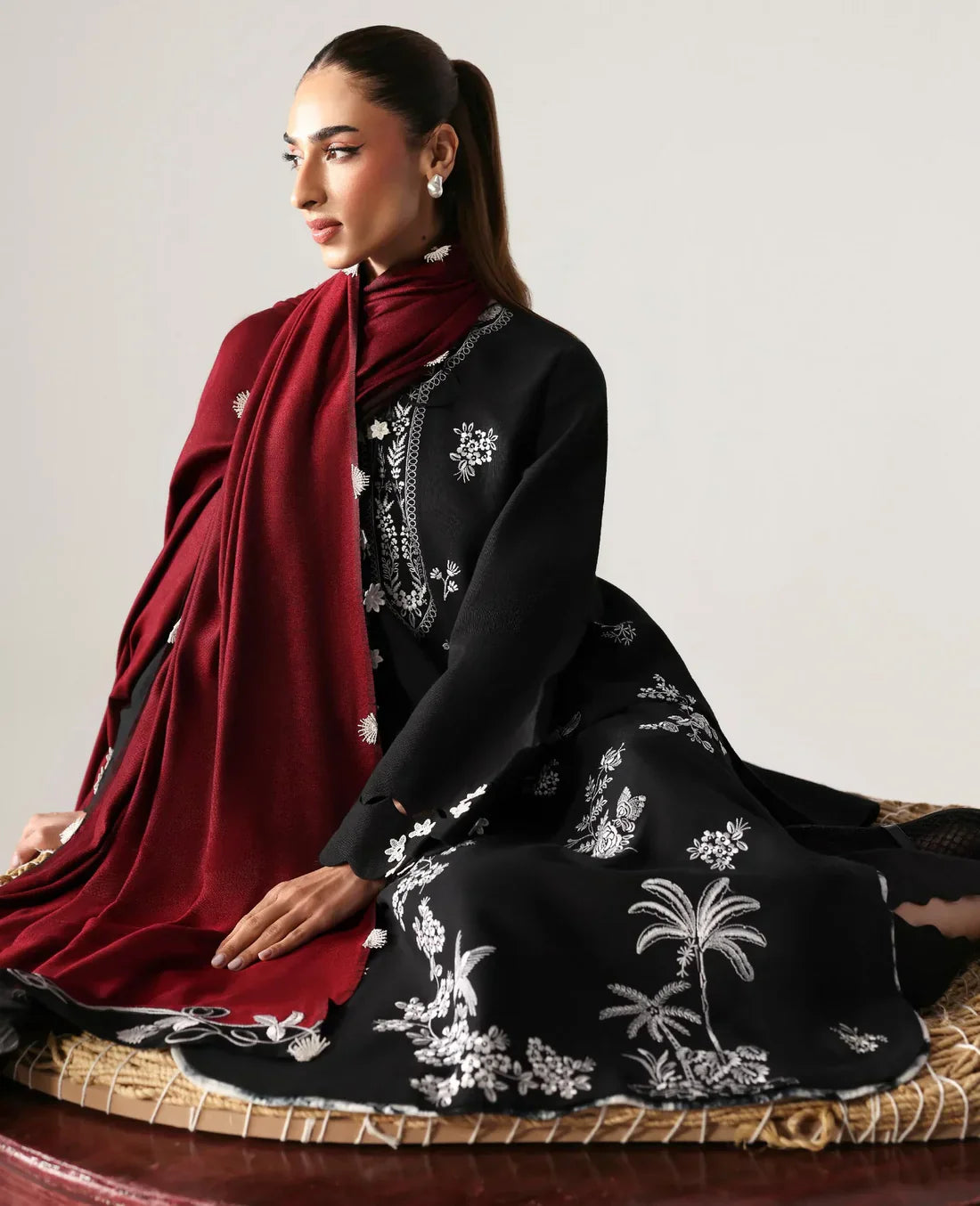 Elise D-259 Embroidered Lawn 3pc