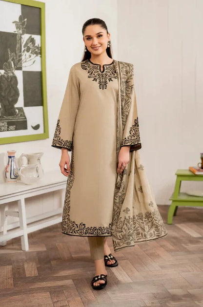 Sapphire SP-746 Lawn Embroidered 3pc